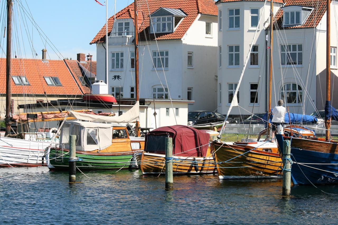 Apartamento Ferielejlighed Pa Rodkaergard Kerteminde Exterior foto